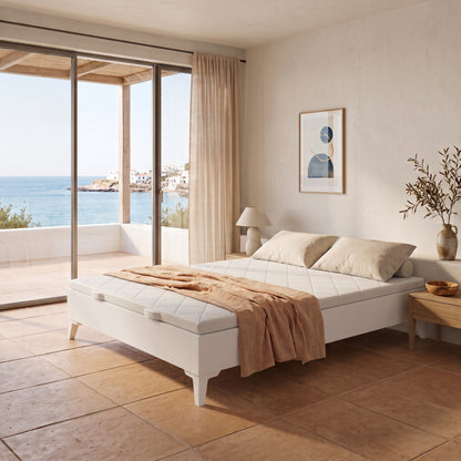 canape-niza-color-blanco-en-habitacion-mediterranea