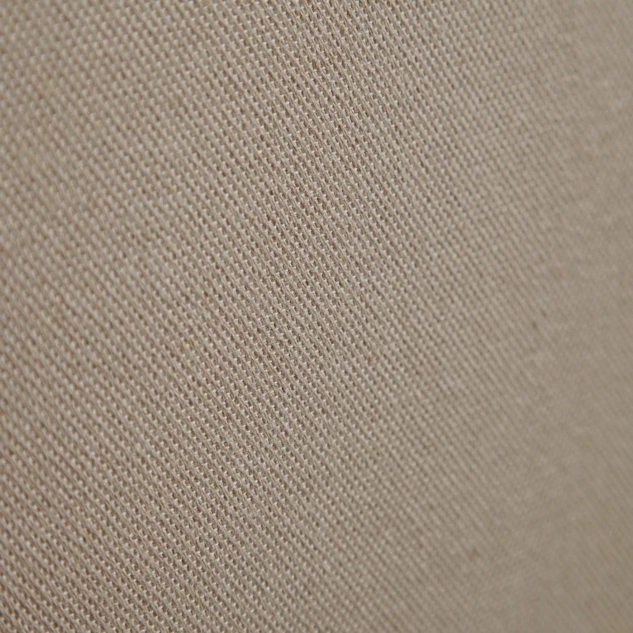 Detalle de la textura de tela color crudo del cabecero Lin de Morfeo.