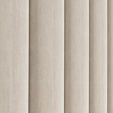 Detalle tapizado del cabero de cama