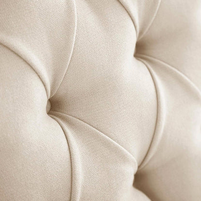 Detalle del tapizado capitoné del cabecero Capy color beige de Morfeo.