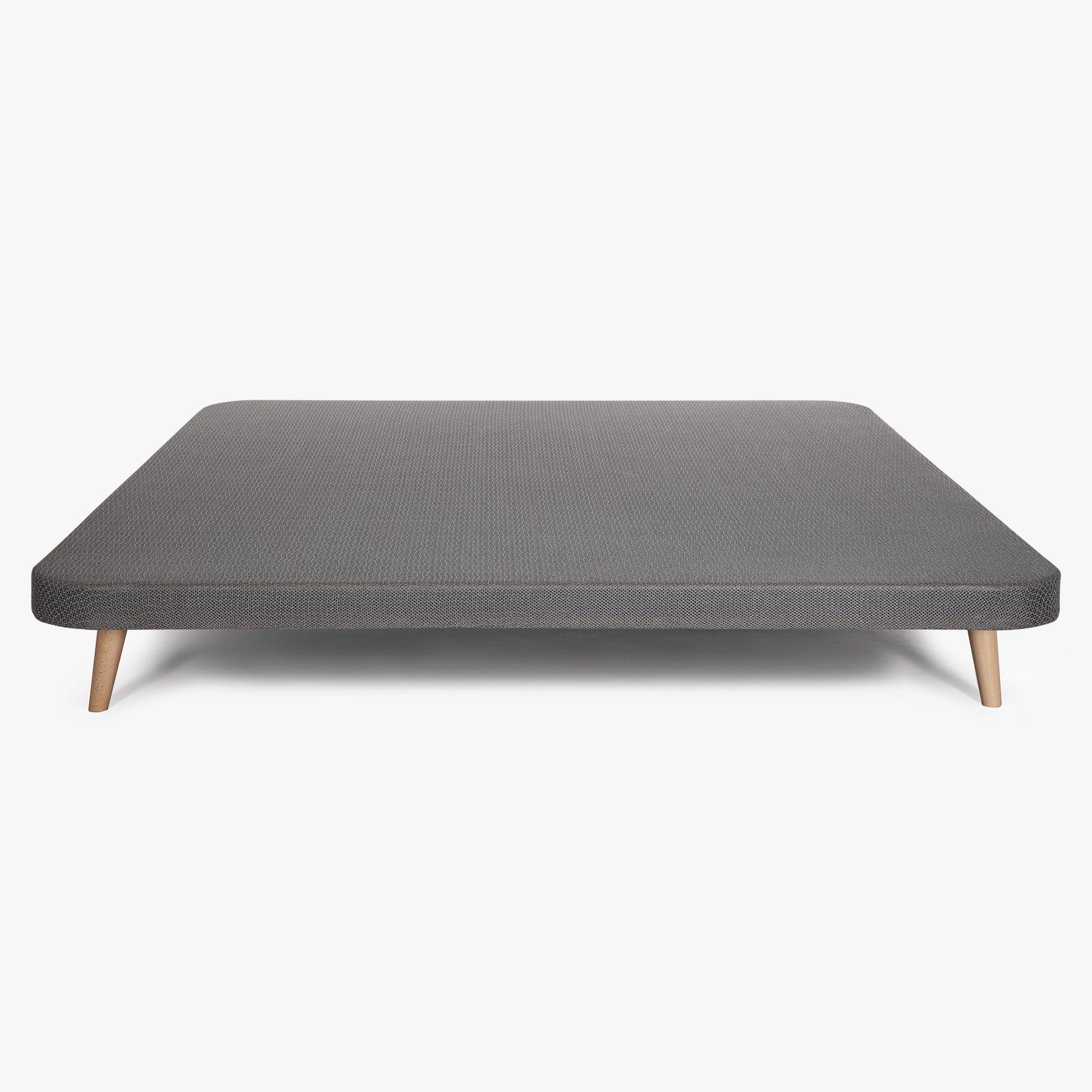 Minimalist Morfeo upholstered base